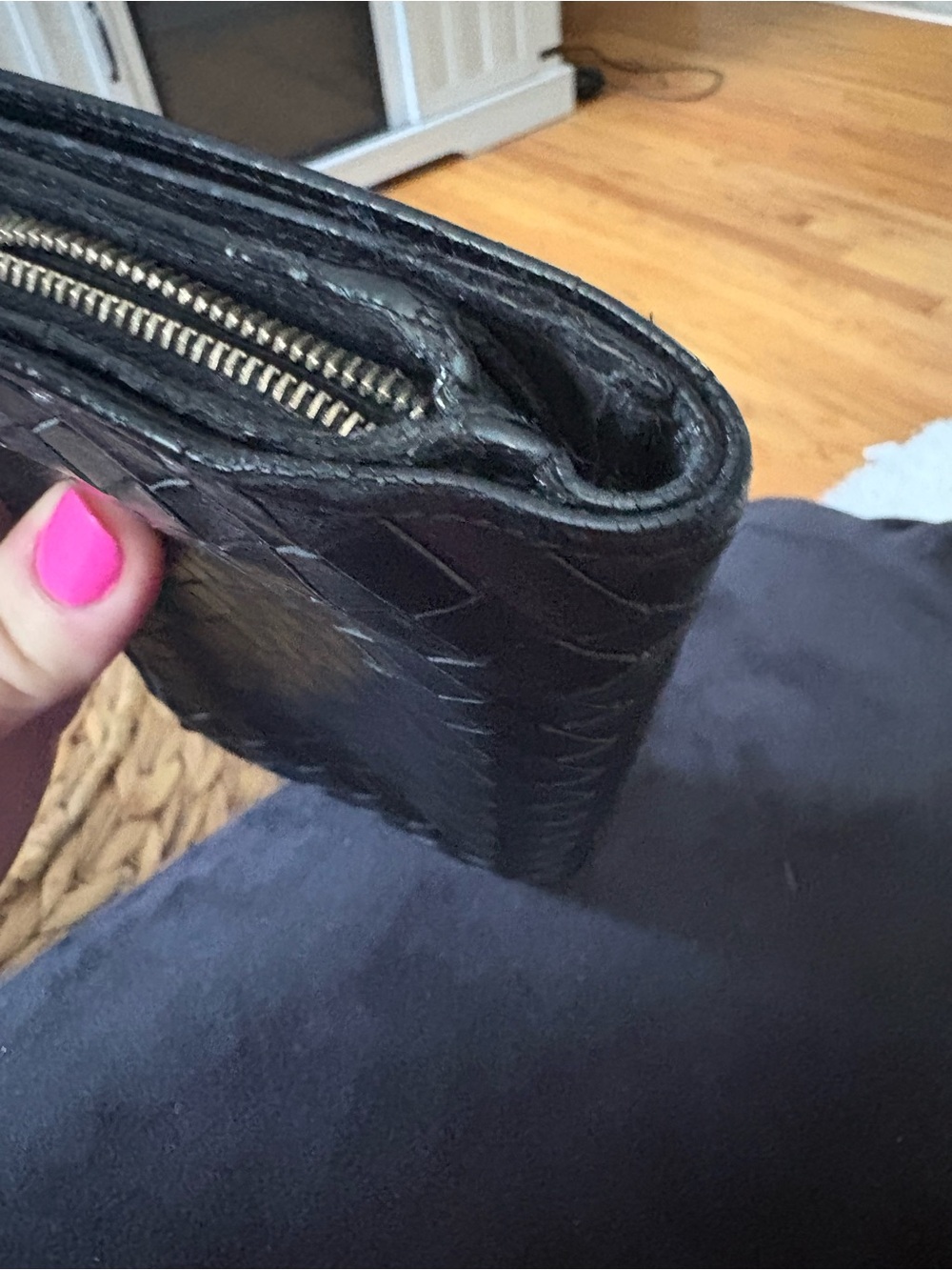 Bottega Veneta Black Embossed Leather wallet with chain - Picture 15 of 17